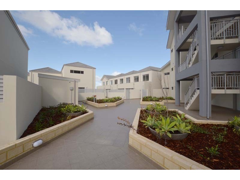 6/30 Heirisson Way, North Coogee WA 6163