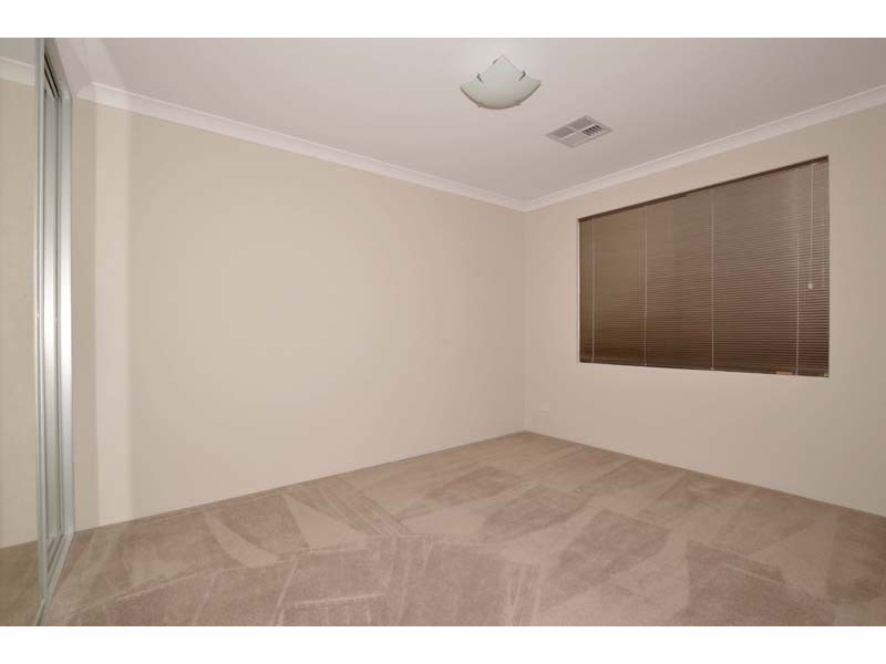 12 Dainfern Loop, Madeley WA 6065
