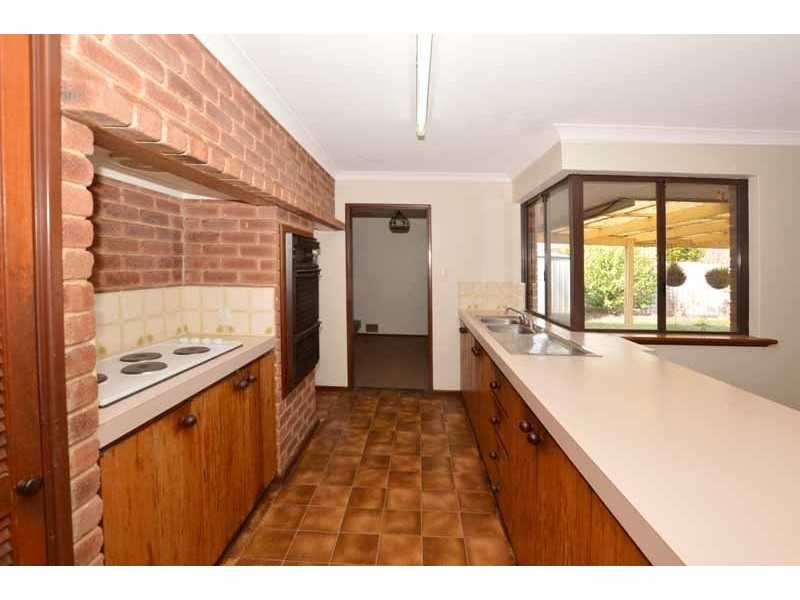 7 Donata Court, Willetton WA 6155
