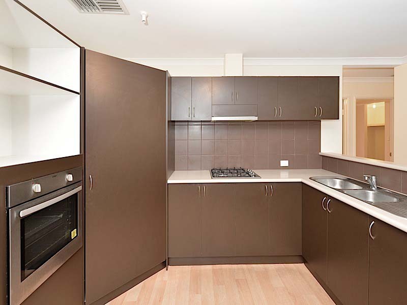 20 Elliot Place, Thornlie WA 6108