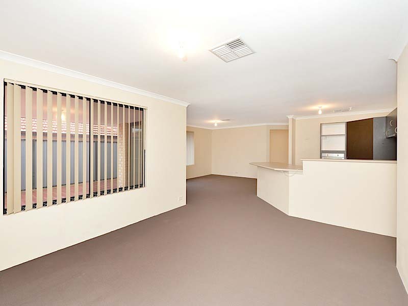 20 Elliot Place, Thornlie WA 6108