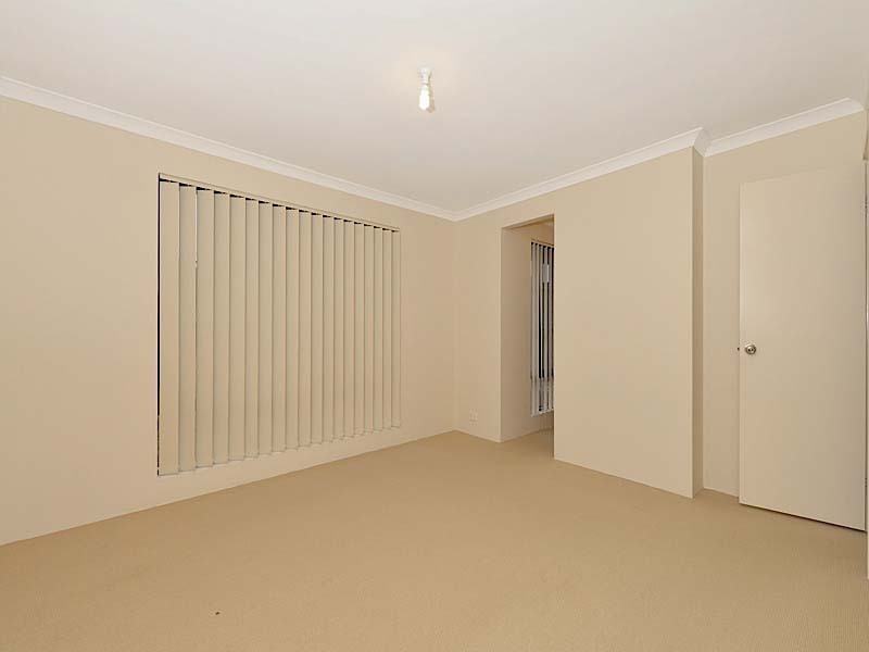 20 Elliot Place, Thornlie WA 6108