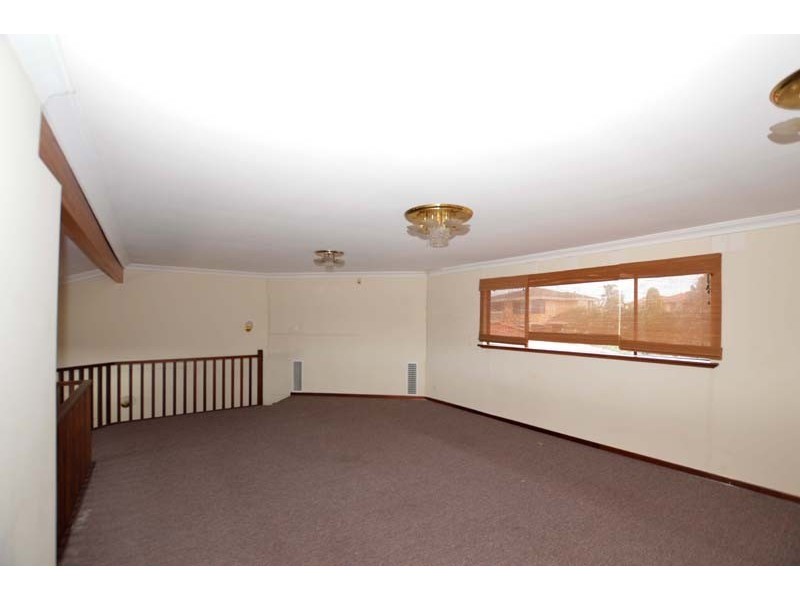 98 Jackson Avenue, Winthrop WA 6150