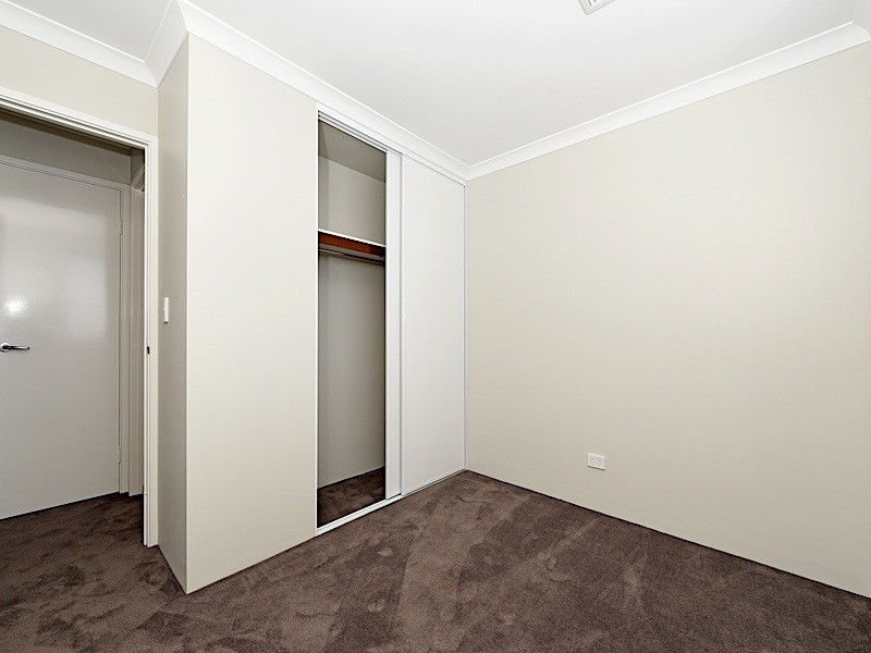 6 Affable Way, Atwell WA 6164