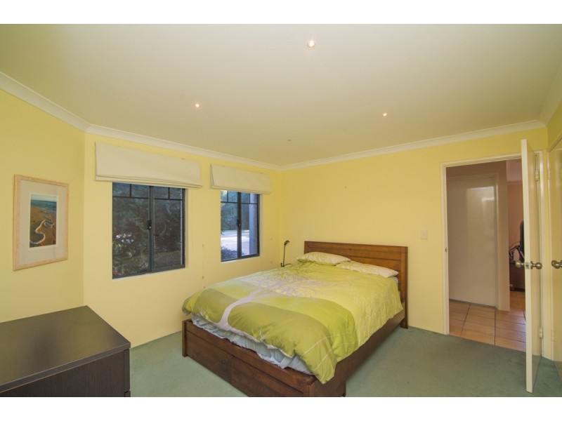 1 Palm Place, Wilson WA 6107