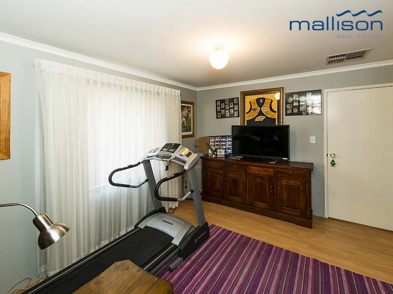 38 Amherst Road, Canning Vale WA 6155