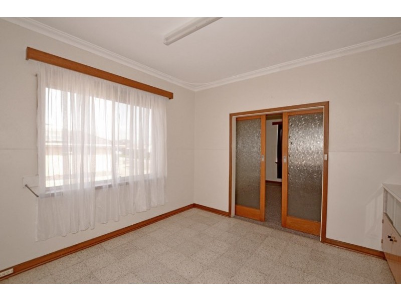 101 Phillips Road, Wattleup WA 6166