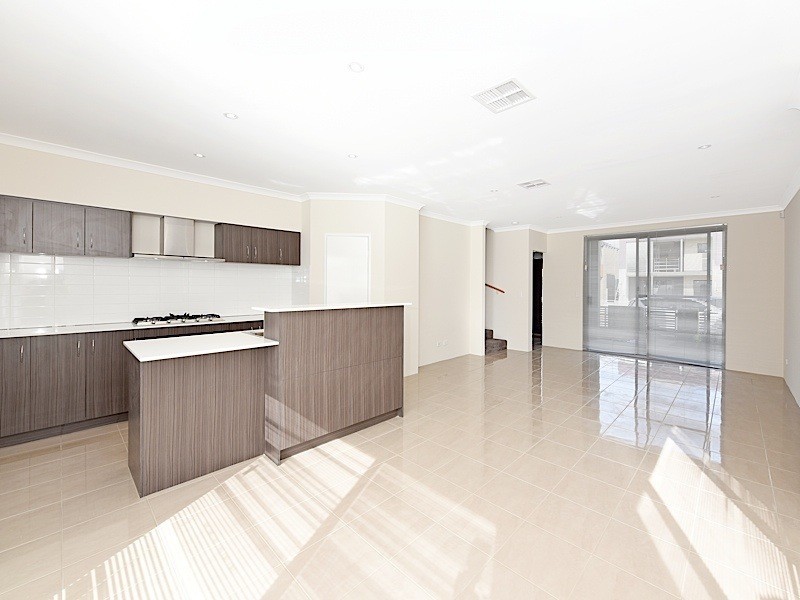 22 Affable Way, Atwell WA 6164