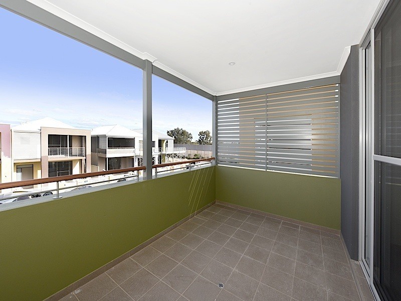 22 Affable Way, Atwell WA 6164