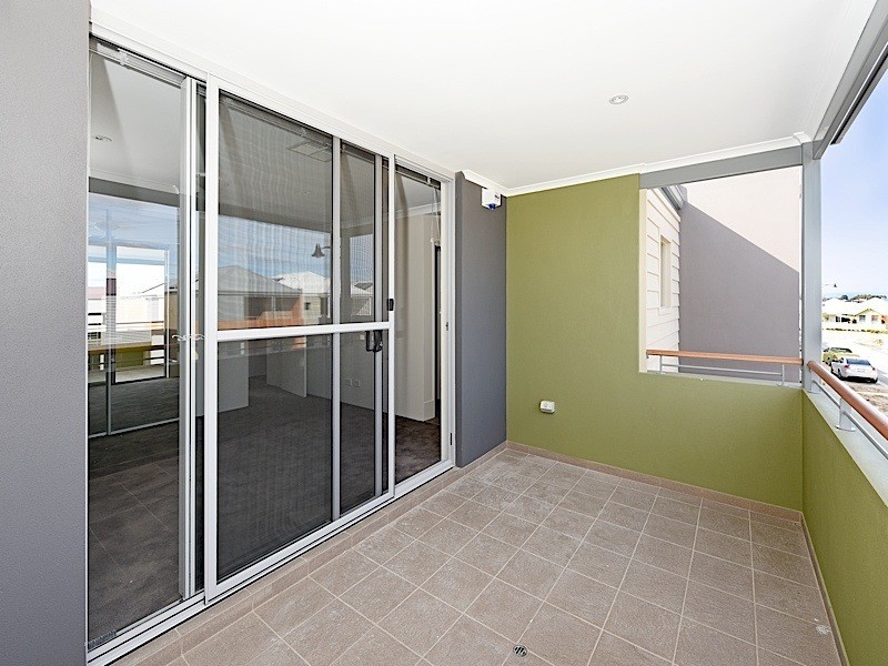 22 Affable Way, Atwell WA 6164