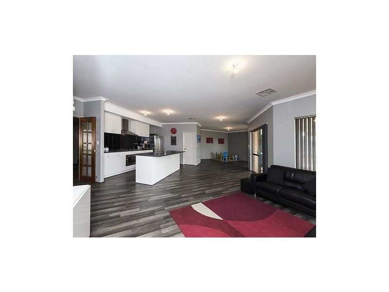 9 Bailey Way, Bertram WA 6167