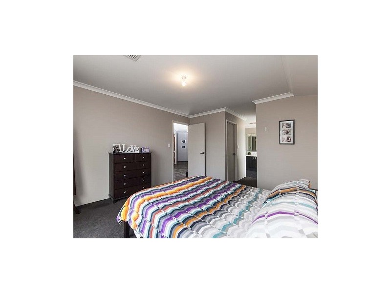 9 Bailey Way, Bertram WA 6167