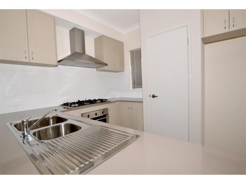 6/56 Plunkett Turn, Canning Vale WA 6155