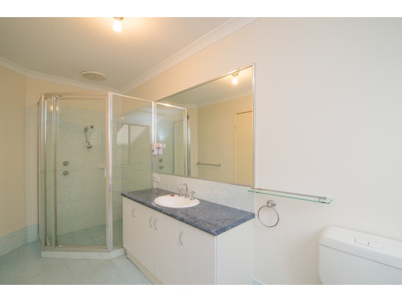 16 Mica Mews, Wattle Grove WA 6107