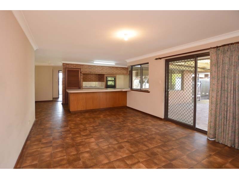 7 Donata Court, Willetton WA 6155