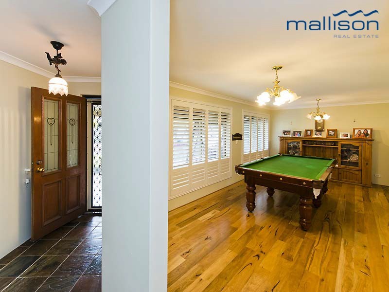 61 Fairfield Gardens, Canning Vale WA 6155