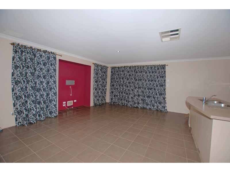 3 Pilkington Street, Canning Vale WA 6155