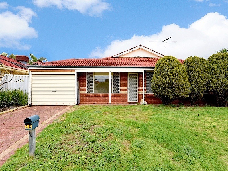 38 Charnley Gardens, Waikiki WA 6169