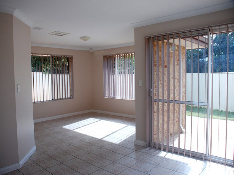 A/16 Vesta Crescent, Shelley WA 6148