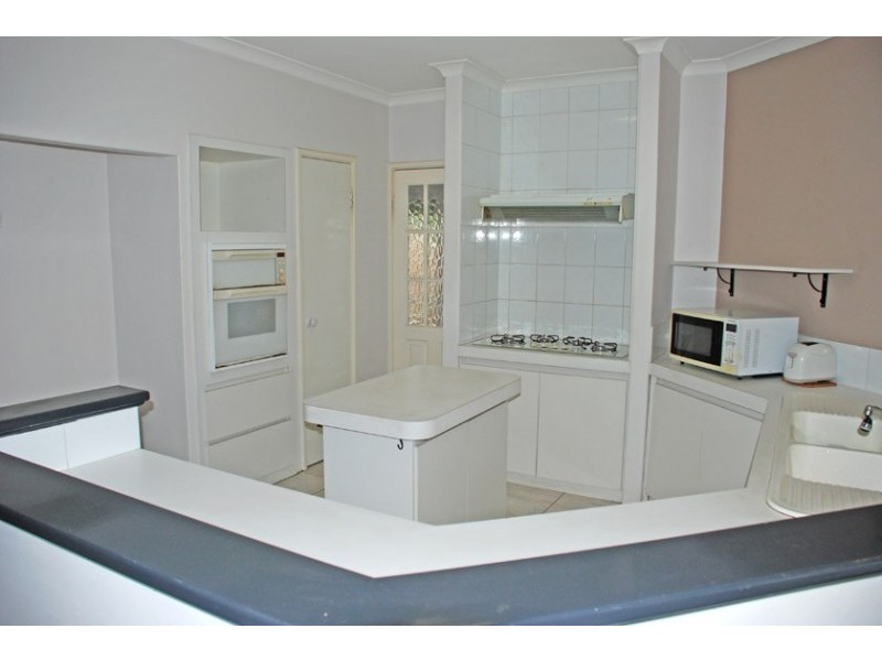 21 Stanley Grove, Winthrop WA 6150