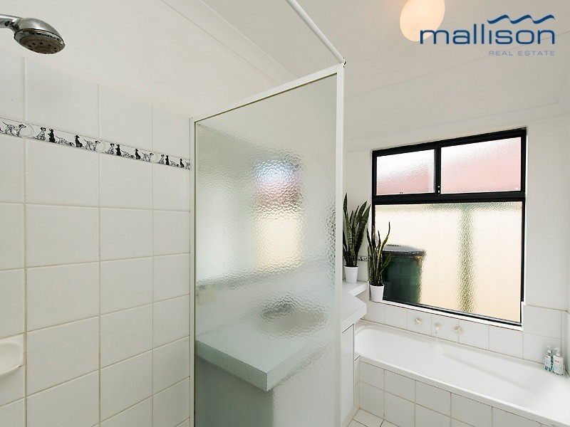16 Kew Way, Success WA 6164