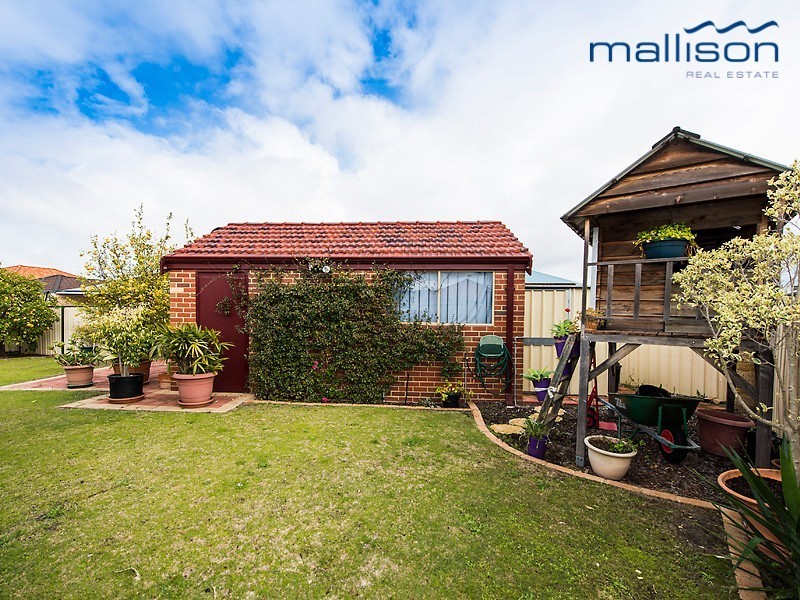 16 Kew Way, Success WA 6164