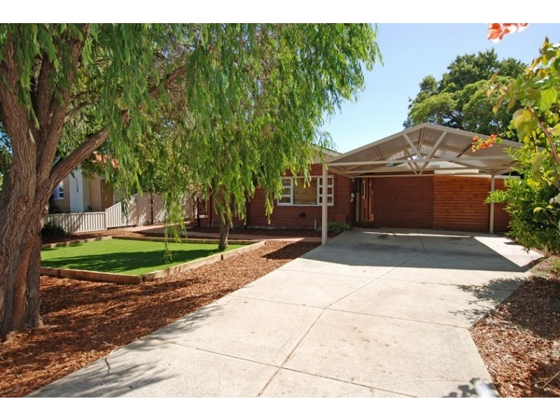124 Cordelia Avenue, Coolbellup WA 6163