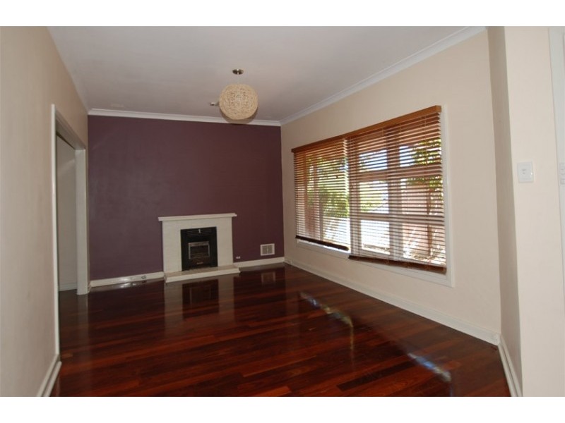 124 Cordelia Avenue, Coolbellup WA 6163