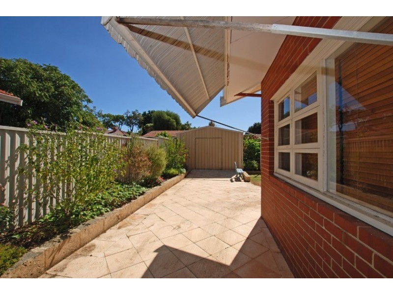 124 Cordelia Avenue, Coolbellup WA 6163