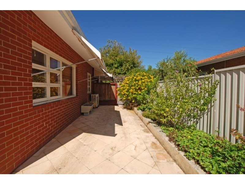 124 Cordelia Avenue, Coolbellup WA 6163