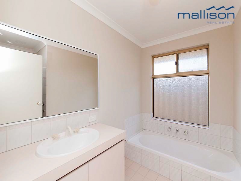 7 Maccalla Green, Canning Vale WA 6155