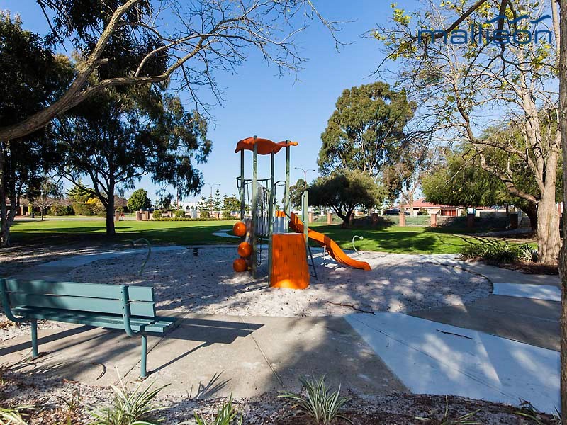 7 Maccalla Green, Canning Vale WA 6155