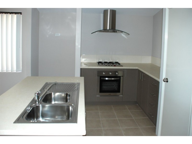 5 Kupu Gate, Success WA 6164