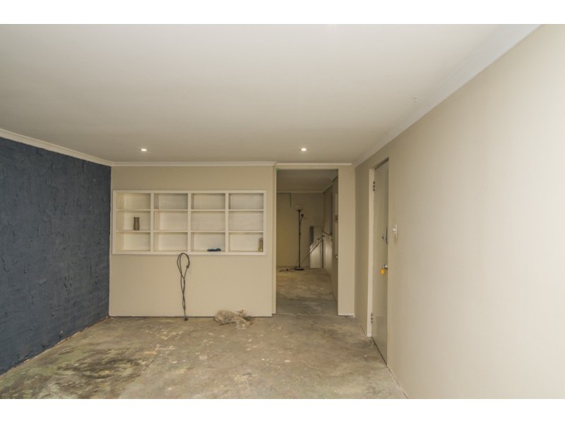 114 Salter Road, Mount Nasura WA 6112