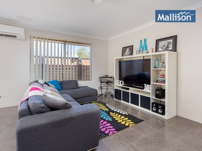 18 Bluebush Avenue, Beeliar WA 6164