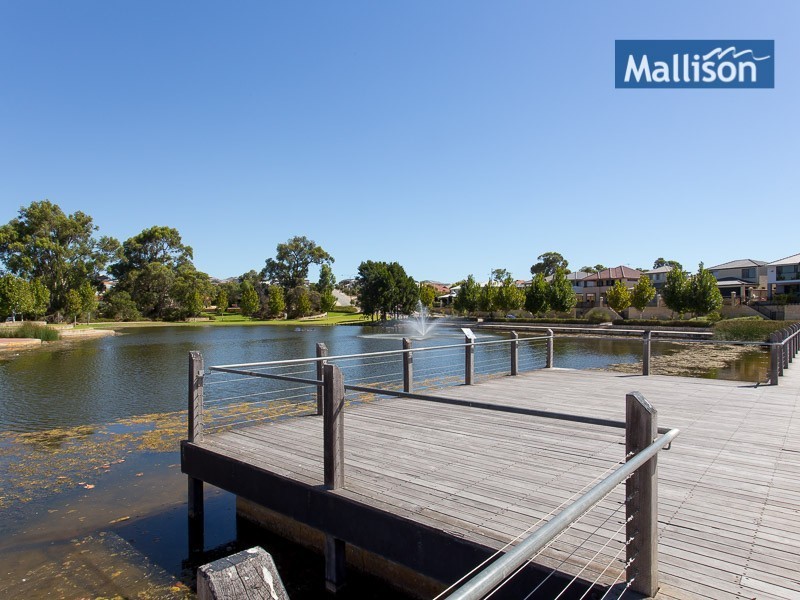 18 Bluebush Avenue, Beeliar WA 6164