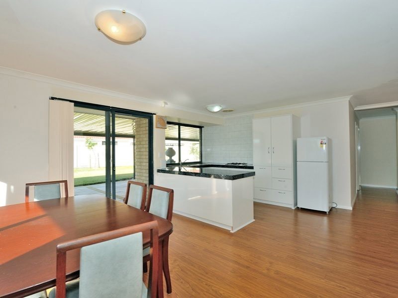 4 Saury Court, Warnbro WA 6169