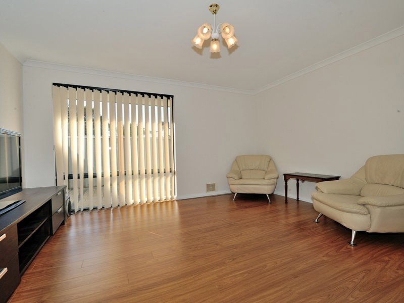 4 Saury Court, Warnbro WA 6169