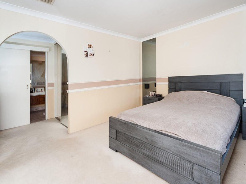 5 Matthew Avenue, Leeming WA 6149