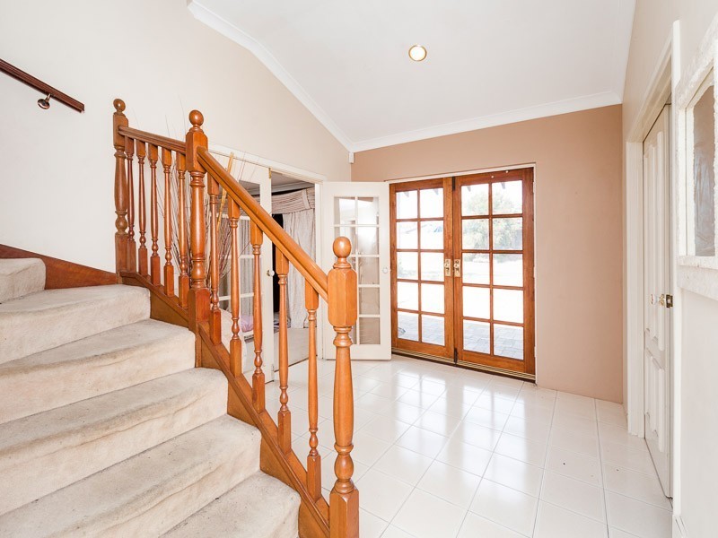 5 Matthew Avenue, Leeming WA 6149