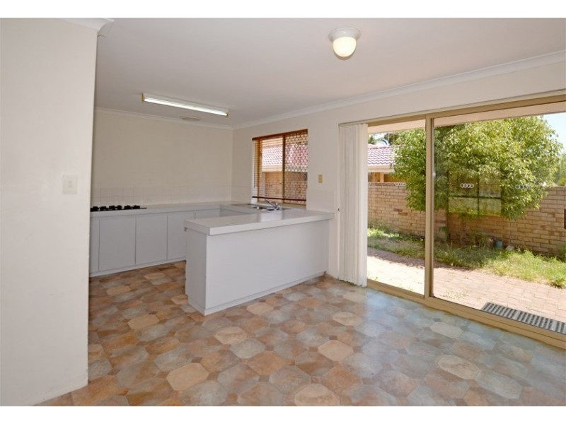 8/1-3 Stanbury Place, Kardinya WA 6163