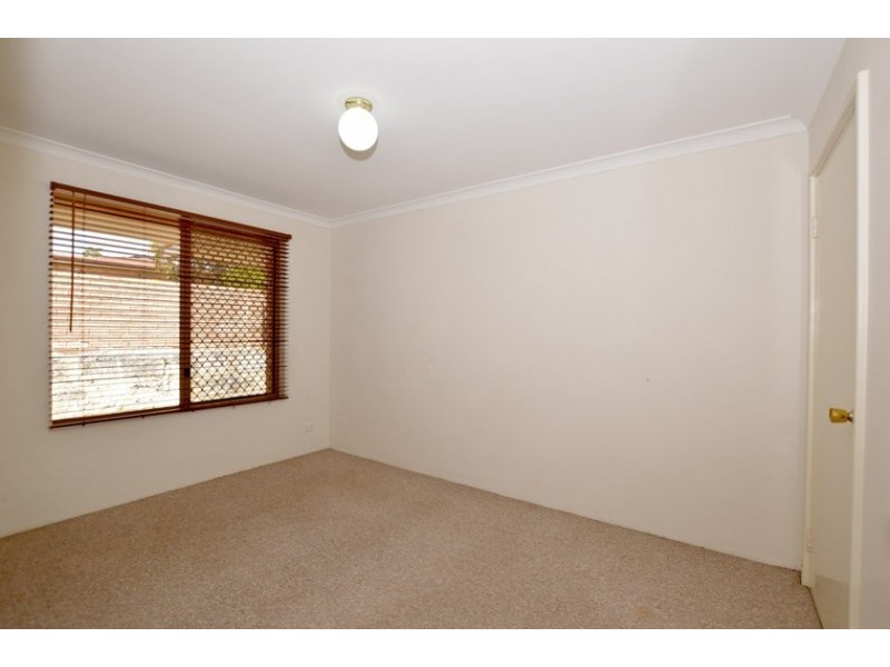 8/1-3 Stanbury Place, Kardinya WA 6163