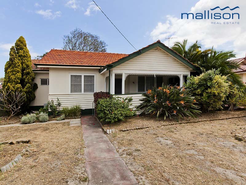 48 Nicholas Crescent, Hilton WA 6163