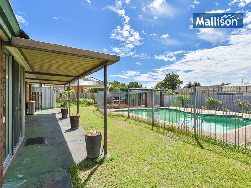 18 Sinian Crescent, Willetton WA 6155