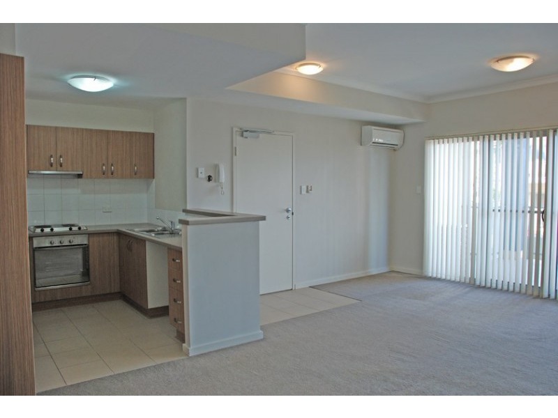 1/5 Ibera Way, Success WA 6164