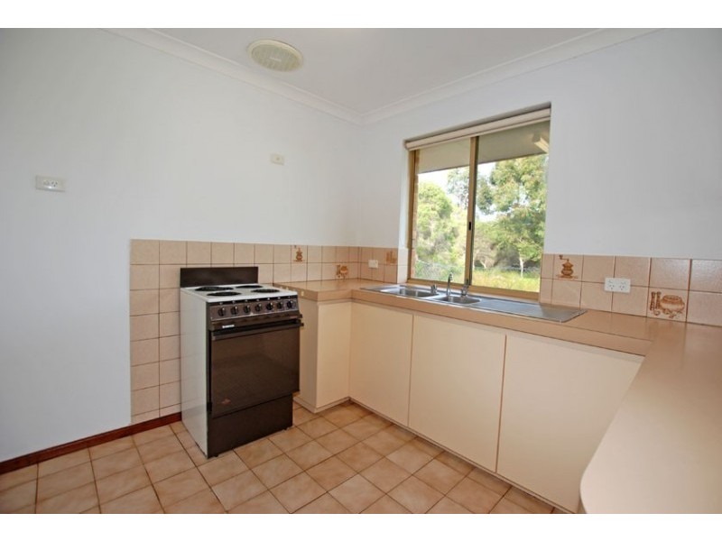 2/344 Warton Road, Southern River WA 6110