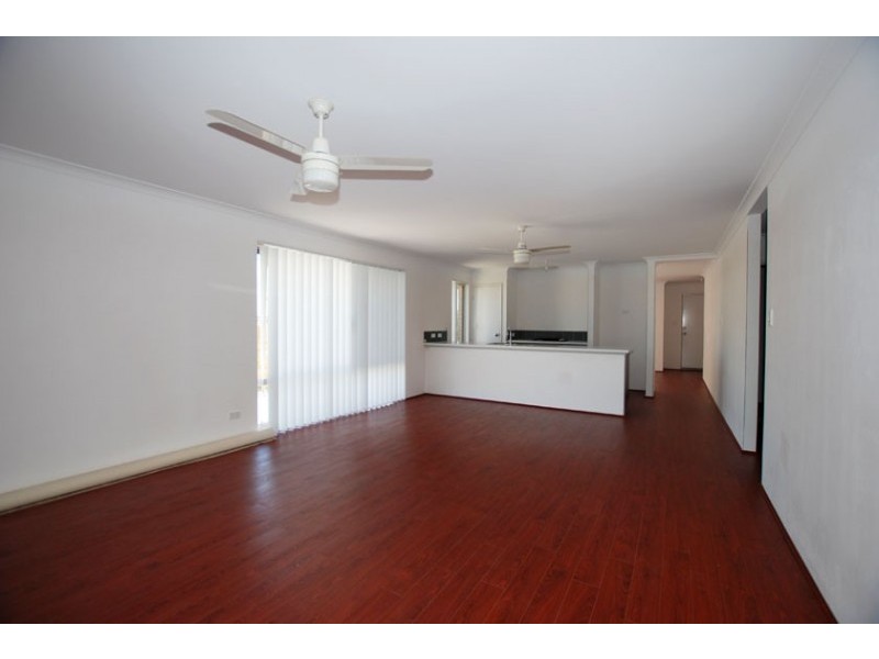 45 Flametree Boulevard, Harrisdale WA 6112