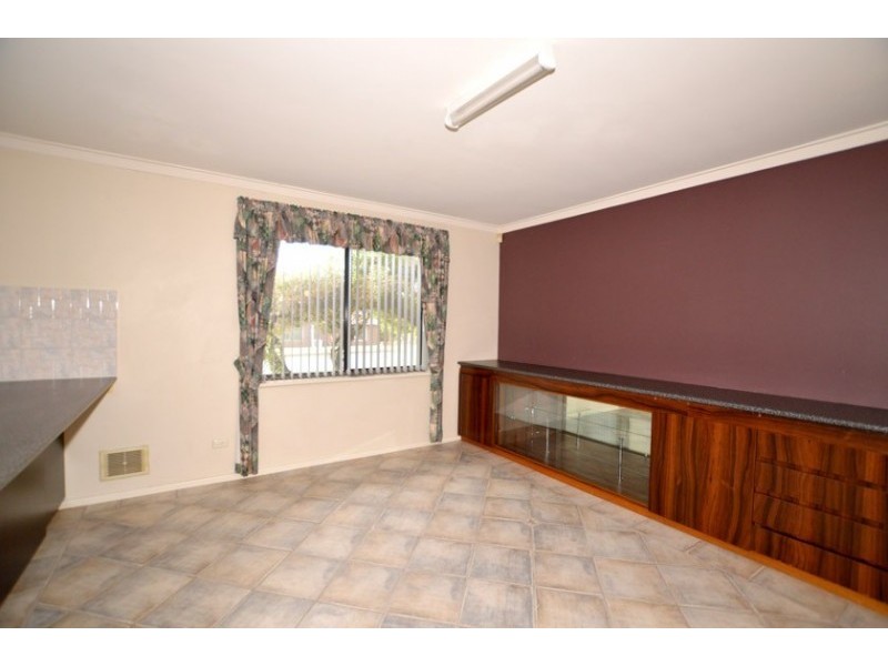 16 Gribble Road, Bull Creek WA 6149