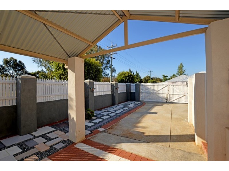 110 Streich Avenue, Kelmscott WA 6111