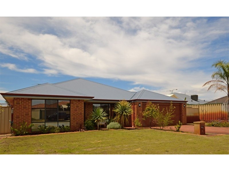32 Moombaki Way, Bertram WA 6167